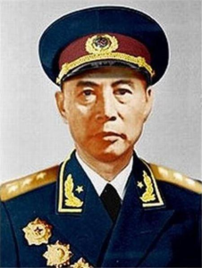 吕正操